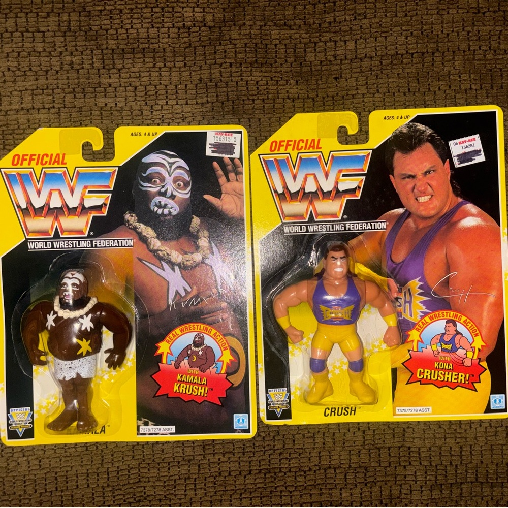 WWF Kamala and Crush Action Figures Hasbro Titan sports 90s MOC